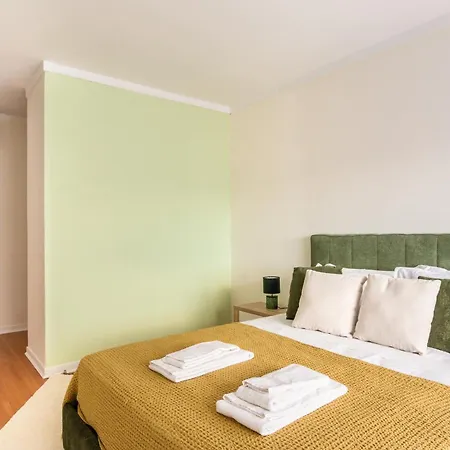 3br W Balcony And Sea View * Cascais