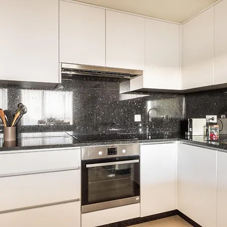 3br W Balcony And Sea View * Cascais