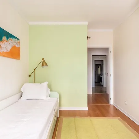 3br W Balcony And Sea View Cascais