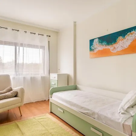 3br W Balcony And Sea View *