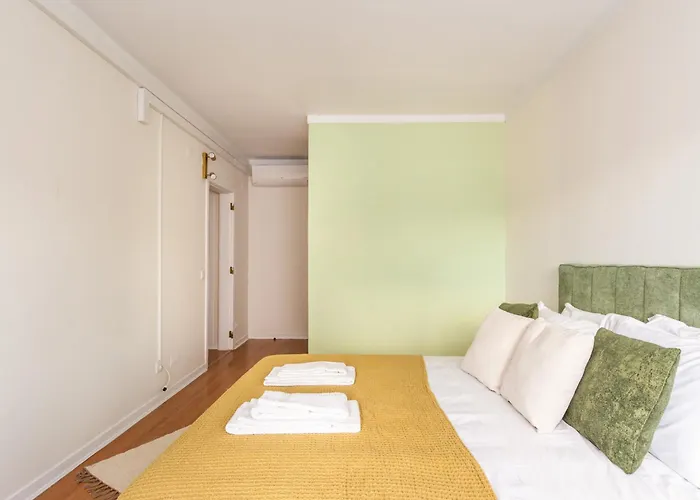 3br W Balcony And Sea View * Cascais