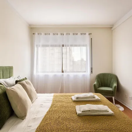 3br W Balcony And Sea View * Cascais