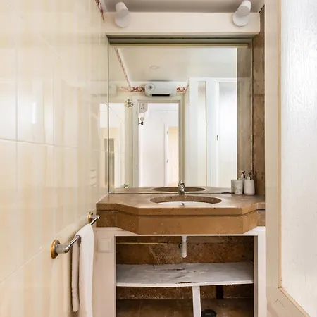 3br W Balcony And Sea View Apartment *