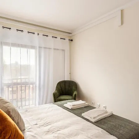 3br W Balcony And Sea View *